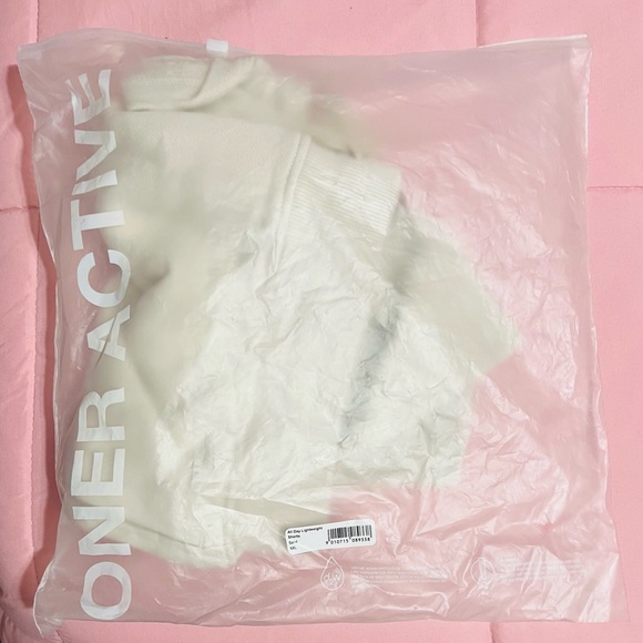 ONER ACTIVE ALL DAY LIGHTWEIGHT SHORTS IN SAND - SIZE XXL - Picture 4 of 6